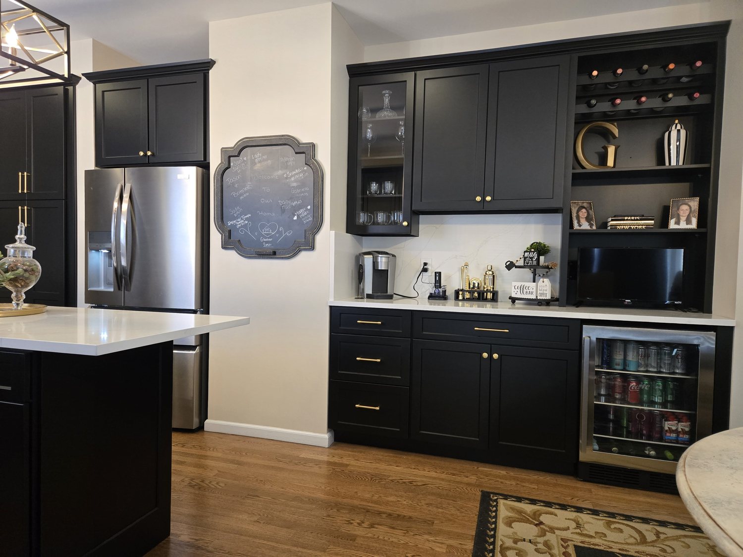 1006_vinyl-wrap-vs-solid-wood-cabinet-doors_img3