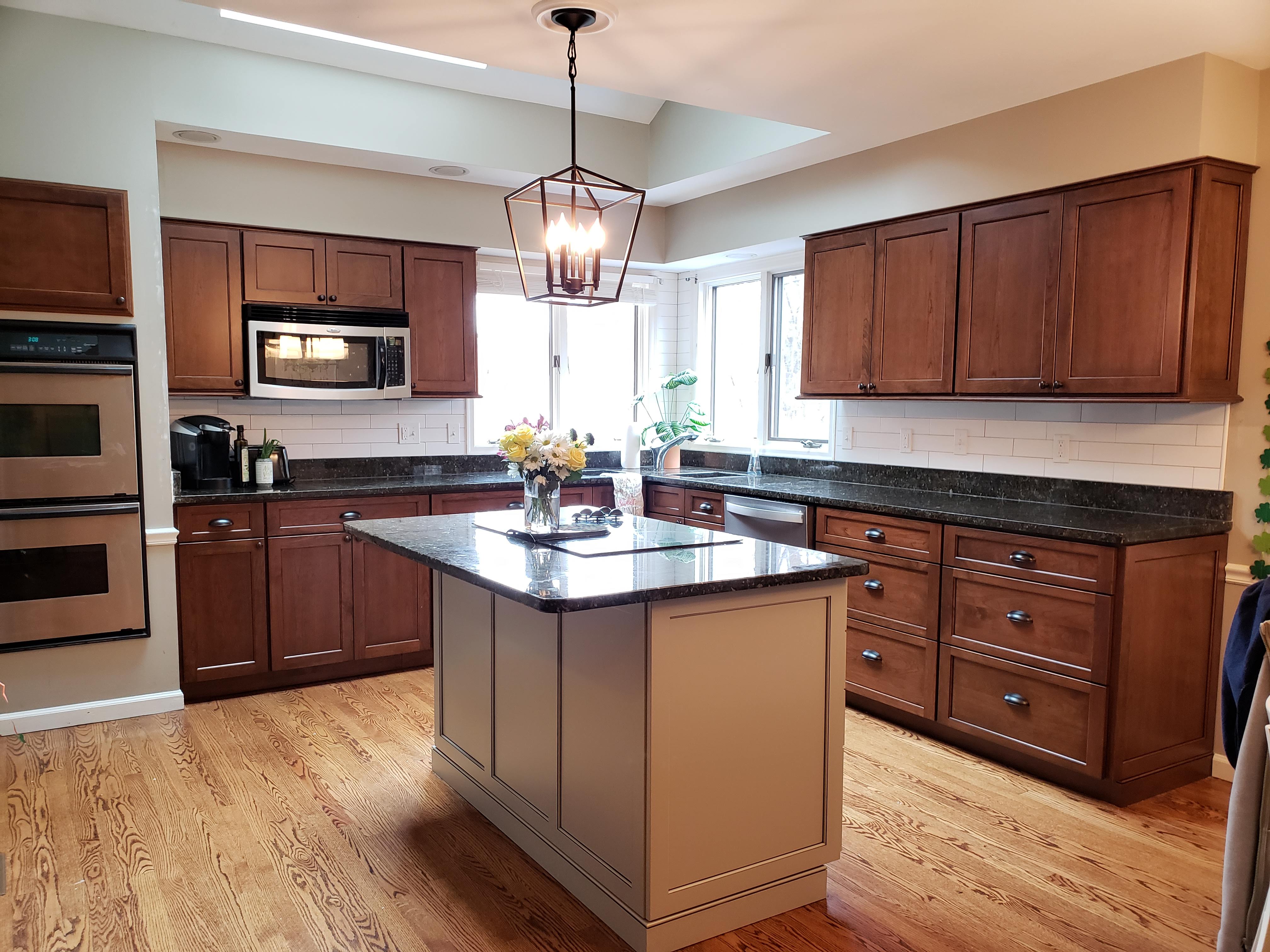 Regular Flat Panel Door, Colonial Cherry w/Sable Glaze, Island in Cadet